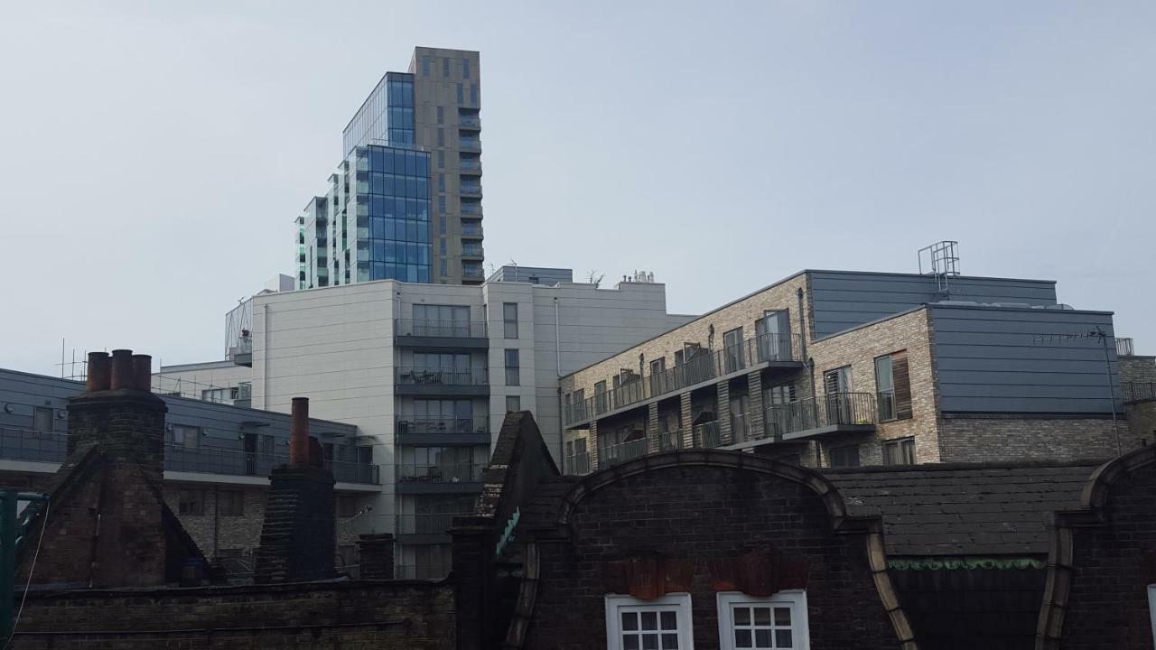 40 Red Church Street, E2 7dp * London