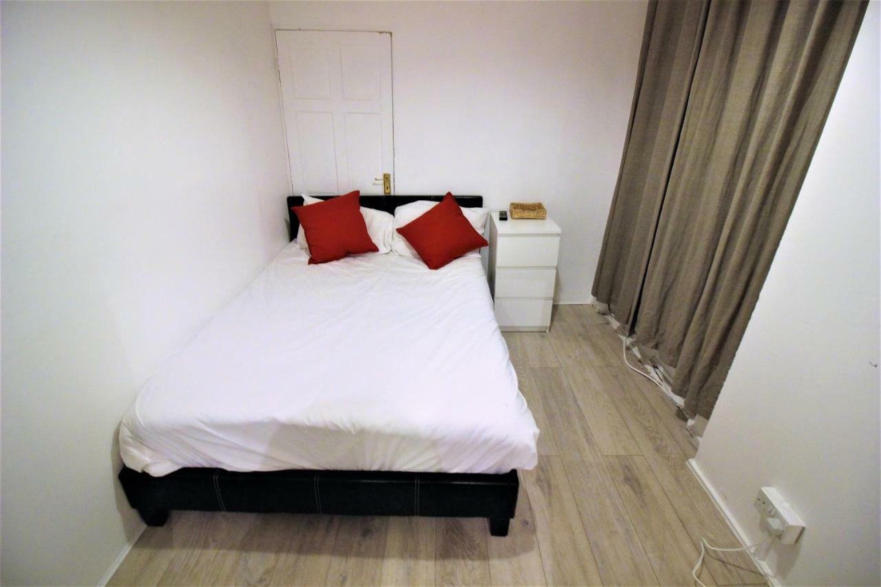 40 Red Church Street, E2 7dp * London
