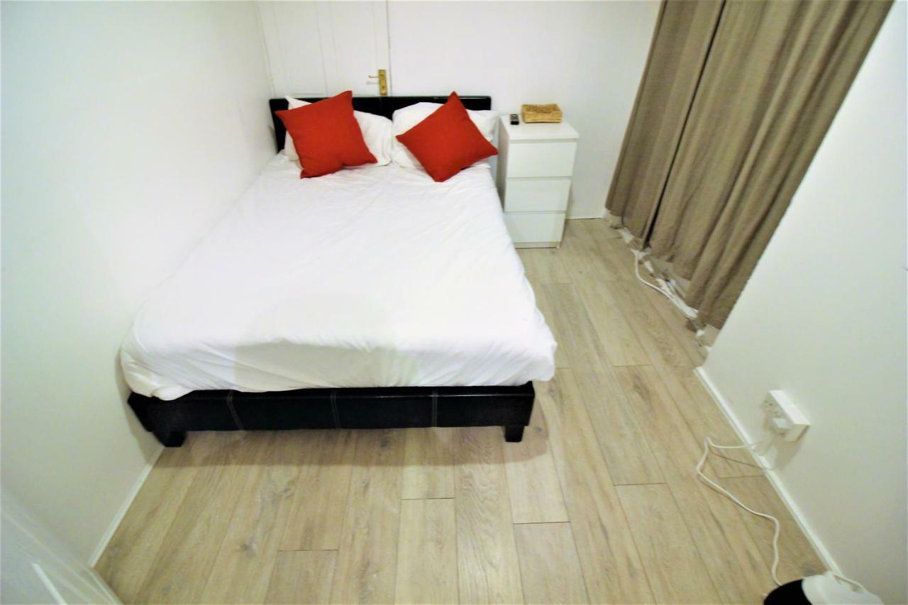 40 Red Church Street, E2 7dp *
