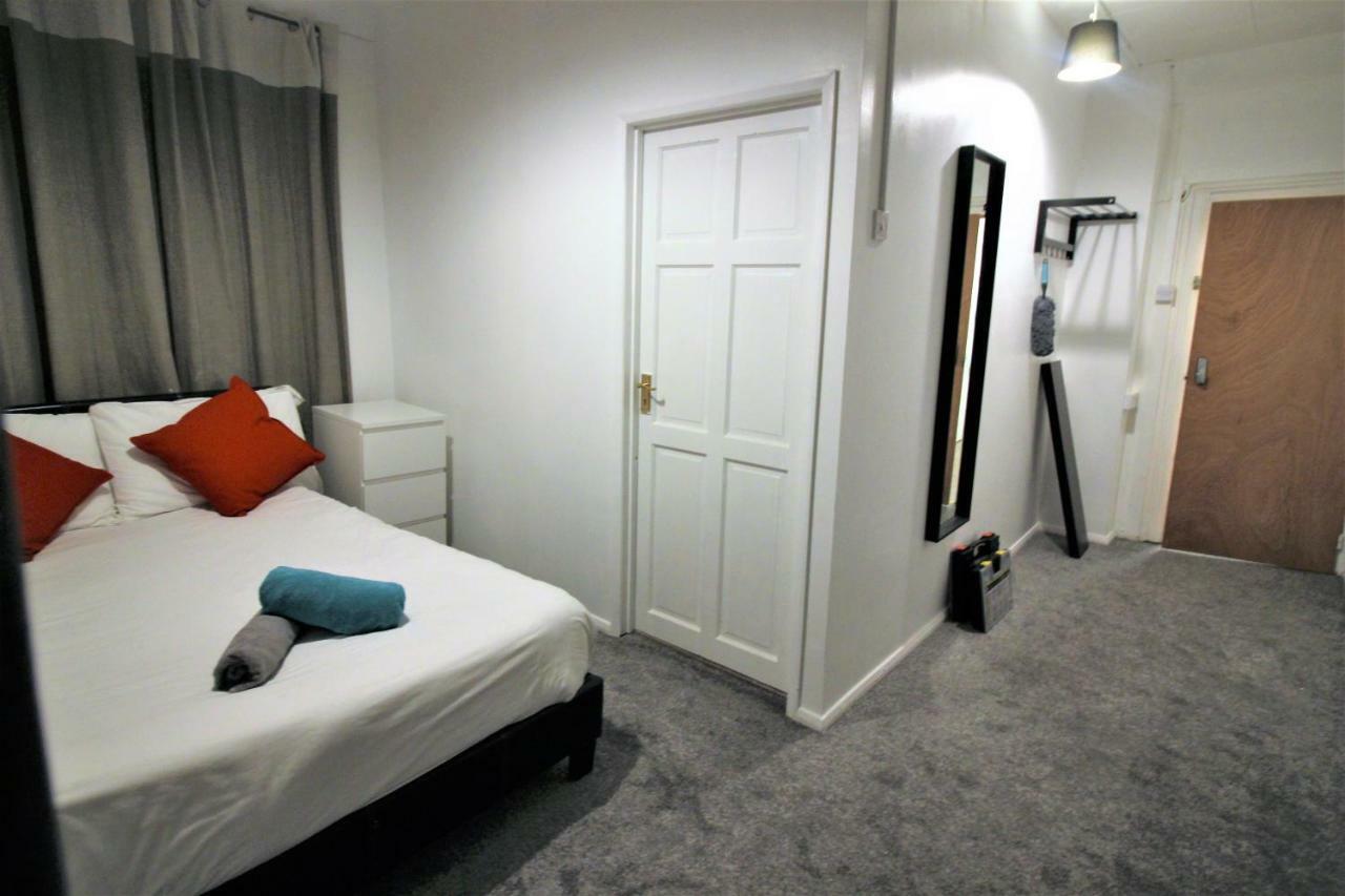 Apartment 40 Red Church Street, E2 7dp London