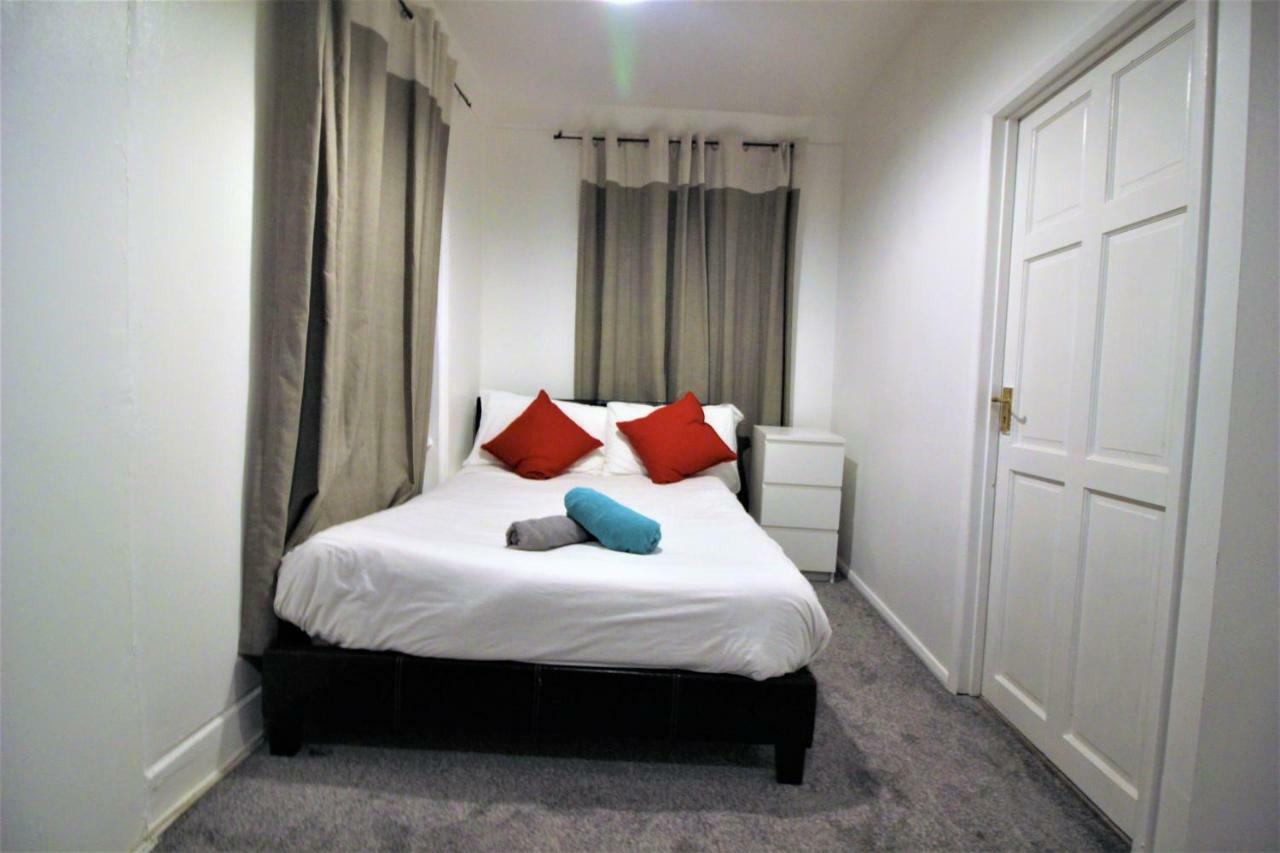Apartment 40 Red Church Street, E2 7dp *