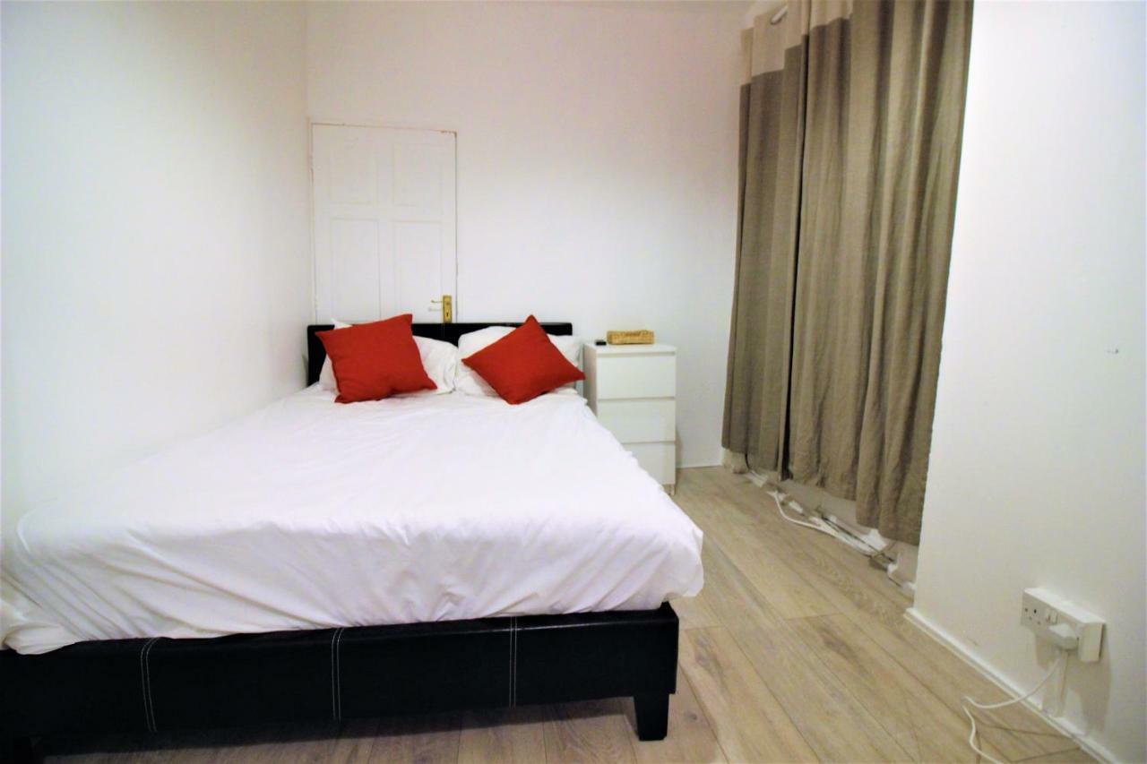 40 Red Church Street, E2 7dp * London